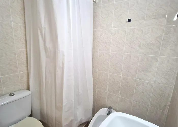 Rugaca ゲストハウス 3*