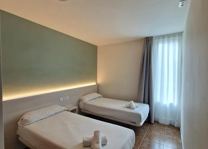 Rugaca ゲストハウス 3*